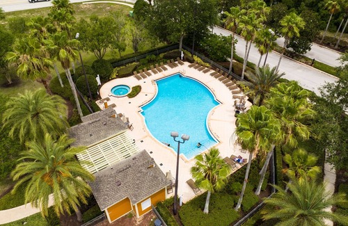 Reunion House | Super Fly- Movie Loft w Recliners Near Disney