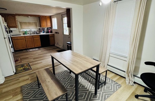 Rochester House | Super Modern 2-Bedroom Riverside Home @ RIT