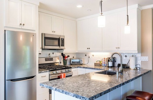 West Newport Apartment | Super Nice Beach Place -Large Private Deck- Garage Parking-1 block to beach