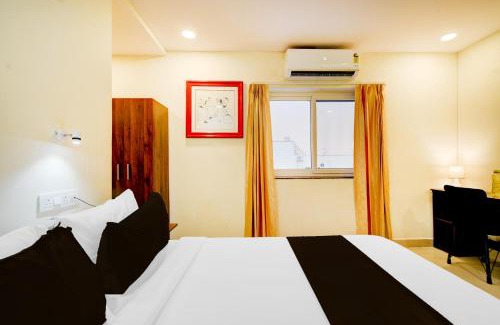 Medchal Hotel | Super Townhouse De Alphabet Hotel - Gandimaissamma