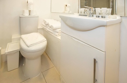 Temple Bar Apartment | Superb 1 bed apartment within 2 minutes walk to Grafton Street - sleeps 4