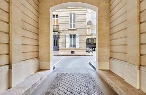 Chaillot Apartment | Superb Apartment Arc de Triomphe/trocadero