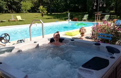 Chancelade Other | Superb farmhouse, 2 ha enclosed park, grand piano, swimming pool, sauna, spa, fresh house