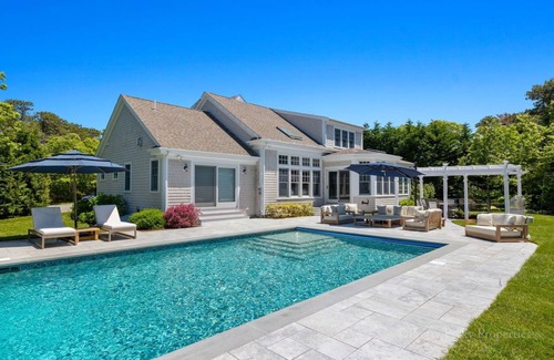 West Chatham House | Superb Luxury Home in Chatham with New Heated Salt Water Pool: 023-CJ