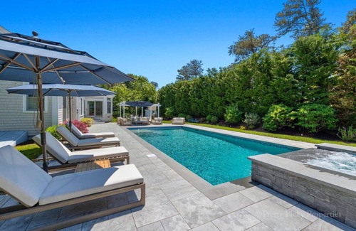 West Chatham House | Superb Luxury Home in Chatham with New Heated Salt Water Pool: 023-CJ