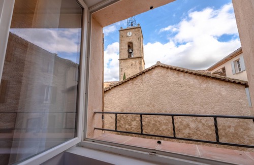 Plan-de-la-Tour Apartment | Superb new air-conditioned apartment in village center