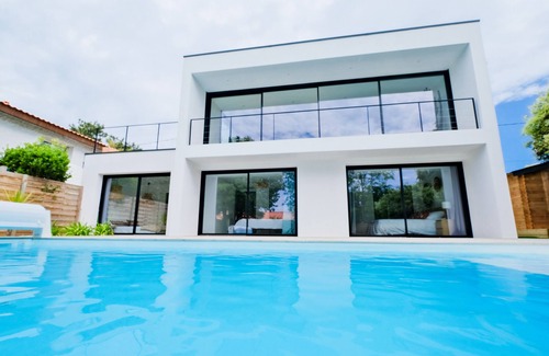 Chateau-d'Olonne Villa | Superb new villa close to the ocean, swimming pool 4 bedrooms, 4 bathrooms 5*.