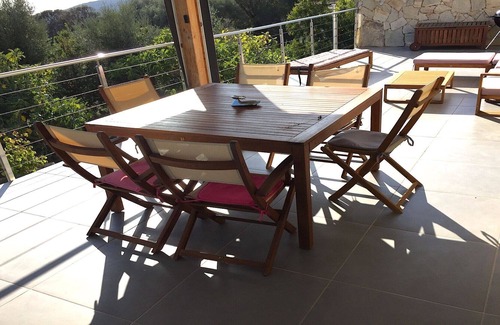 Monacia-d'Aullene House | superb new village center villa, sea view, close to beaches