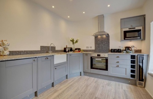 Lynmouth Apartment | Superb Sea View Apartment