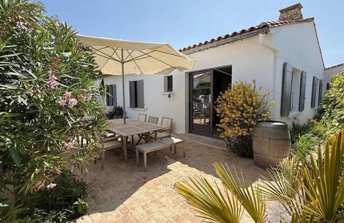 La Couarde-sur-Mer House | Superb villa with garden - parking near the beach