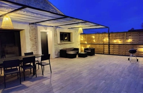 Rognonas Villa | Superb villa in Provence: swimming pool and pétanque