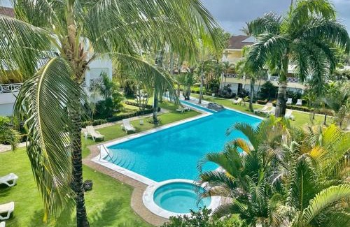 La Iglesia Apartment | Superbe 2bd apt in gated community 2 steps from everything- Playa Popi