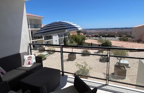 Saint-Pierre-la-Mer Apartment | Superbe appartement à Saint Pierre la Mer