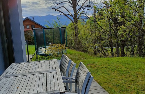 Pugny-Chatenod Apartment | Superbe Appartement Avec Piscine, Entre lac et Montagne
