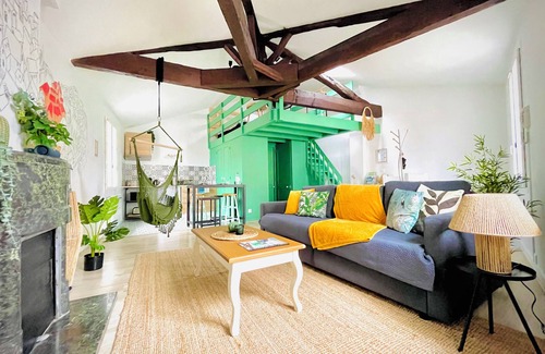 Angouleme Apartment | Superbe loft insolite cœur de ville | Netflix JBL