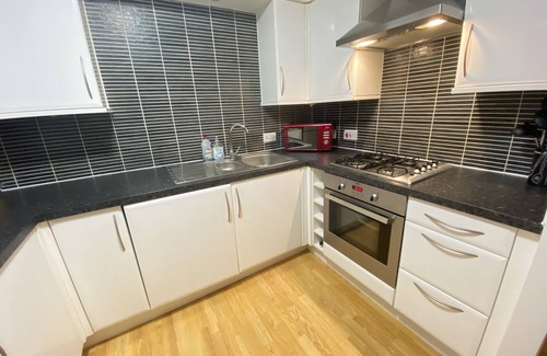 Paisley Apartment | Superbly decorated newly built 2 bedroom Apartment in the heart of Paisley