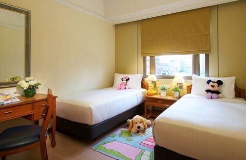 Orchard Apartment | Superior 2BR along Orchard Road