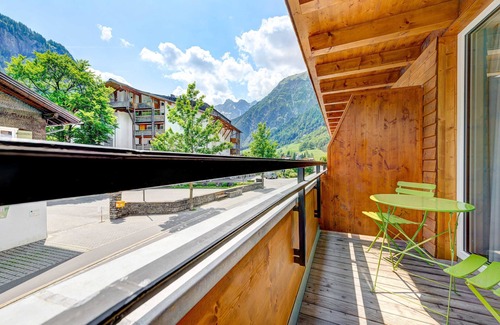 Brand Apartment | Superiordouble room with balcony - Boutiquehotel Lün
