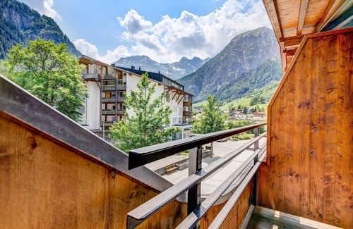 Brand Apartment | Superiordouble room with balcony - Boutiquehotel Lün