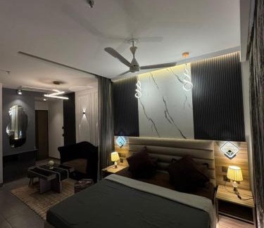 Noida Apartment | Supernovabnb4