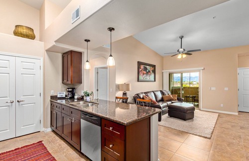 Parkwood Ranch Condo | Superstition Views 3/2 close to heated pool