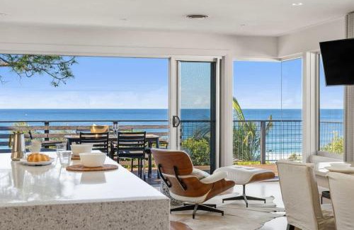 Mollymook Beach House | Surf Watch Mollymook - panoramic beach vistas