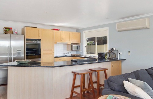 Smiths Beach House | Surf188 - sleeps up to 16