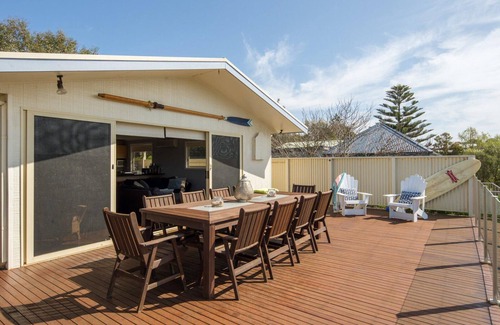 Smiths Beach House | Surf188 - sleeps up to 16