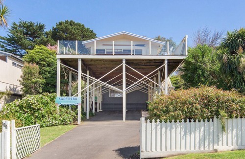 Smiths Beach House | Surf188 - sleeps up to 16