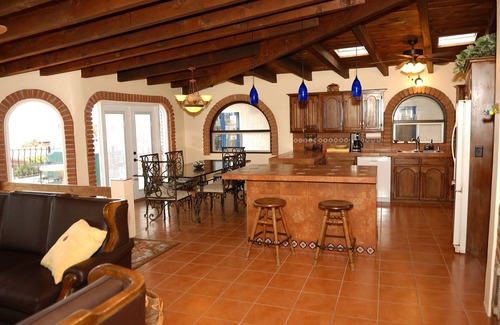 Las Gaviotas Villa | Surfboards/BodyBoards/SUP/Kayak - Point Break Villa