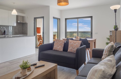 Aljezur Apartment | Surfer's Pitstop Apartment