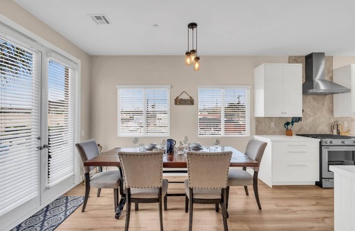 San Onofre House | Surfside Beach Escape