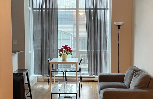 Surrey Apartment | Surrey Central - DownTown