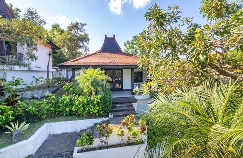 Legian Villa | Surya Melasti Beach Villa