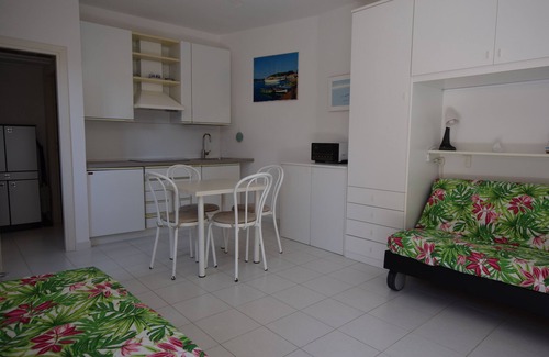 Fetovaia Apartment | susy 2, studio apartment near the sea