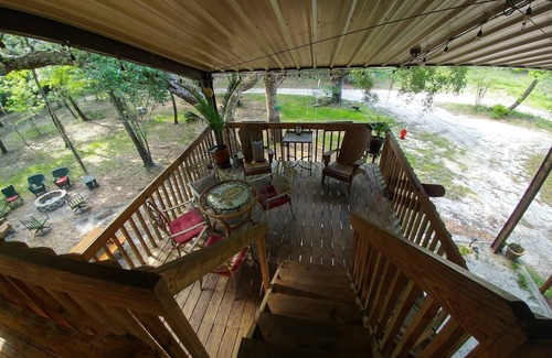 Branford Cabin | Suwannee River Cabin - 24 Private Wooded Acres- 500' Waterfront-Dock-Dogs OK