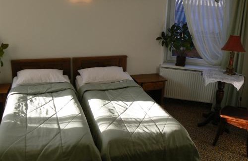 Priekule Hotel | Svečių namai Minge