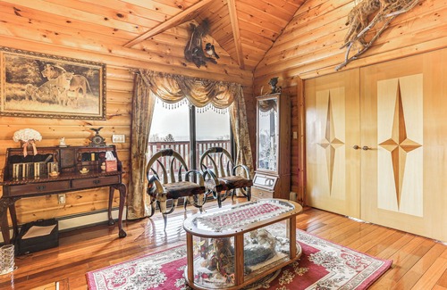 Swan Lake Cabin | Swan Lake Estate w/Sauna & Game Room!