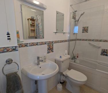 Swanage Apartment | SWANAGE WELL PRESENTED 2 BEDROOM APARTMENT CLOSE to BEACH