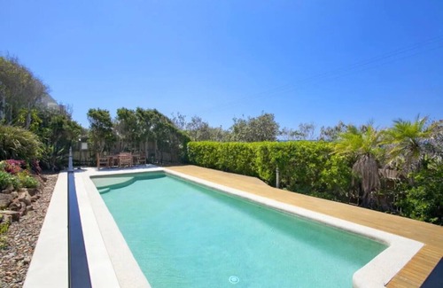 Castaways Beach House | Sweeping ocean views and pool. Large house in quiet area. Fully air conditioned