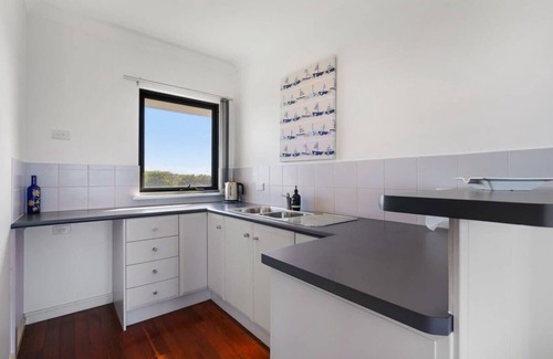 Middleton House | Sweeping Ocean Views -136 NewellPetsNegotiableWiFi
