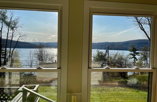 Cooperstown - Otsego Lake Cottage | Sweet 1 Bedroom Bungalow - Otsego Lake