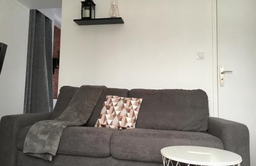 Carrieres-sur-Seine Apartment | SWEET APARTMENT CARRIERES - 1 chambre - 4 Pers - Wifi