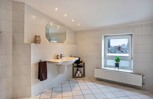 Heppens Apartment | Sweet Apartment "Am Kurpark" close to the Sea with Wi-Fi