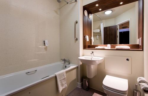 Dunfermline Hotel | Sweet Chestnut, Dunfermline by Marston's Inns