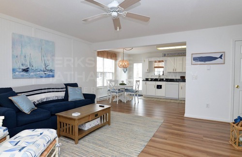 Clearwater House | SWEET COTTAGE IN POOL/TENNIS CMMTY-MINUTES TO BETHANY BEACH- 34023 Cypress Ln