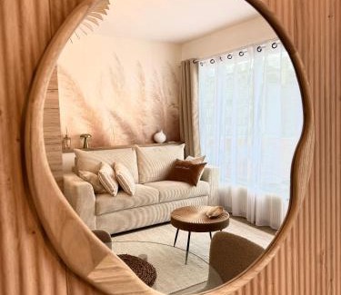 Chambery Apartment | Sweet Home Chambéry - Appartement moderne avec parking & vue montagne