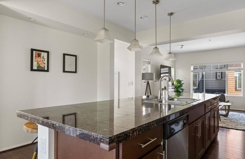 Education Hill House | Sweet Redmond 1BR w/Parking, nr Parks & Schools, by Blueground