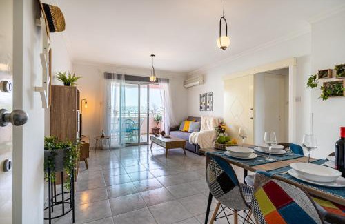 Skala Apartment | Sweet retreat 2-BR Apartment in Mackenzie