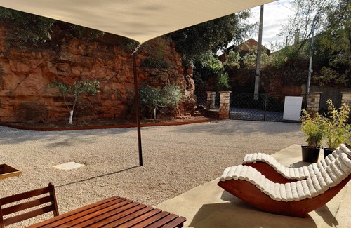 Piolenc Apartment | Sweet studio in the heart of Provence